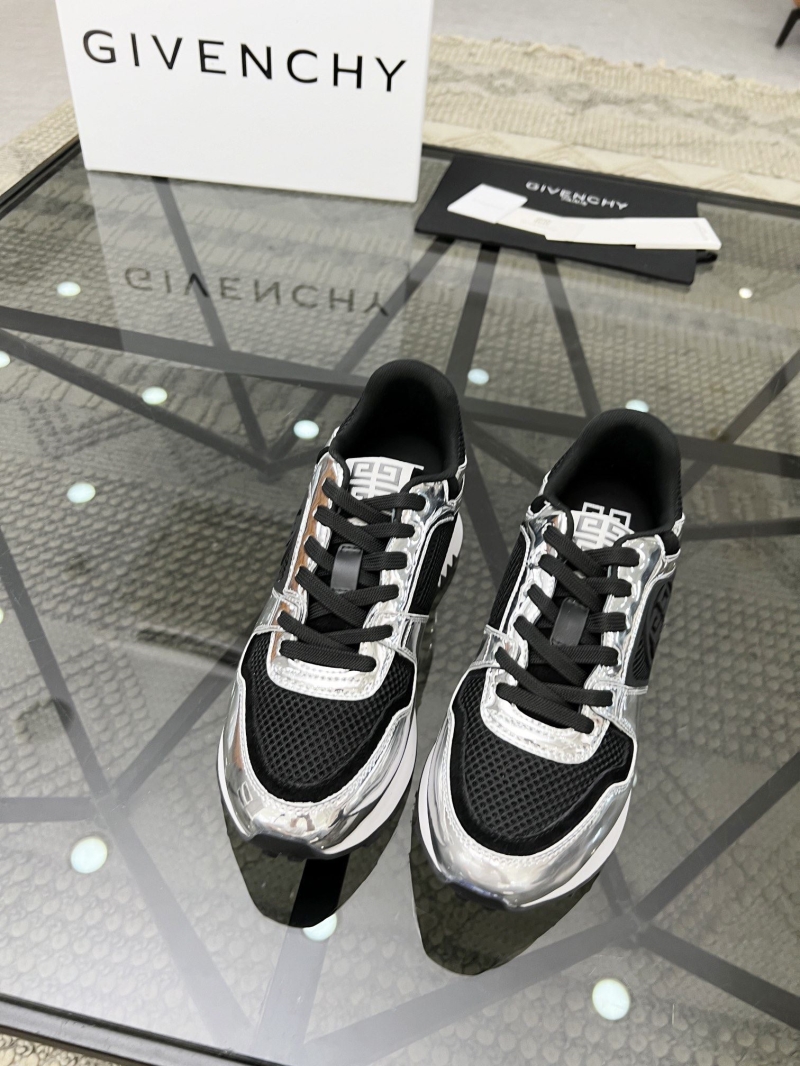 Givenchy Sneakers